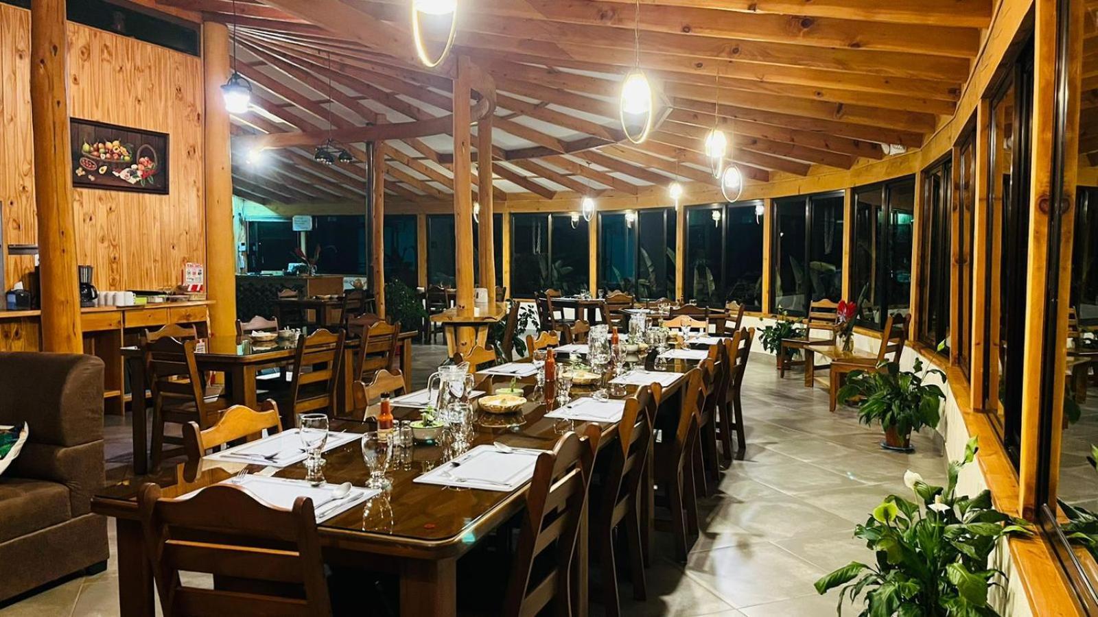 El Toucanet Lodge & Restaurante Copey Buitenkant foto